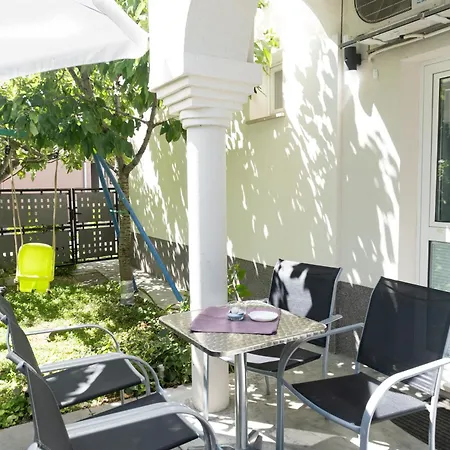 Apartment In Near The Sea, River & Mountain Between Omis & Split Podstrana