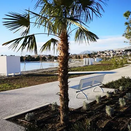 Apartment In Near The Sea, River & Mountain Between Omis & Split Podstrana