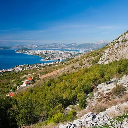 Apartment In Near The Sea, River & Mountain Between Omis & Split